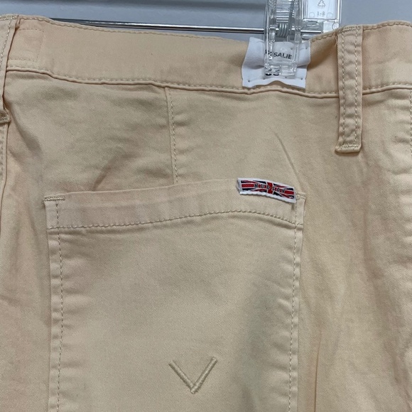 HUDSON Jeans Rosalie Bleached Sand High-Rise Wide Leg Cargo Jean - Size 33 - NWT - Picture 3 of 7